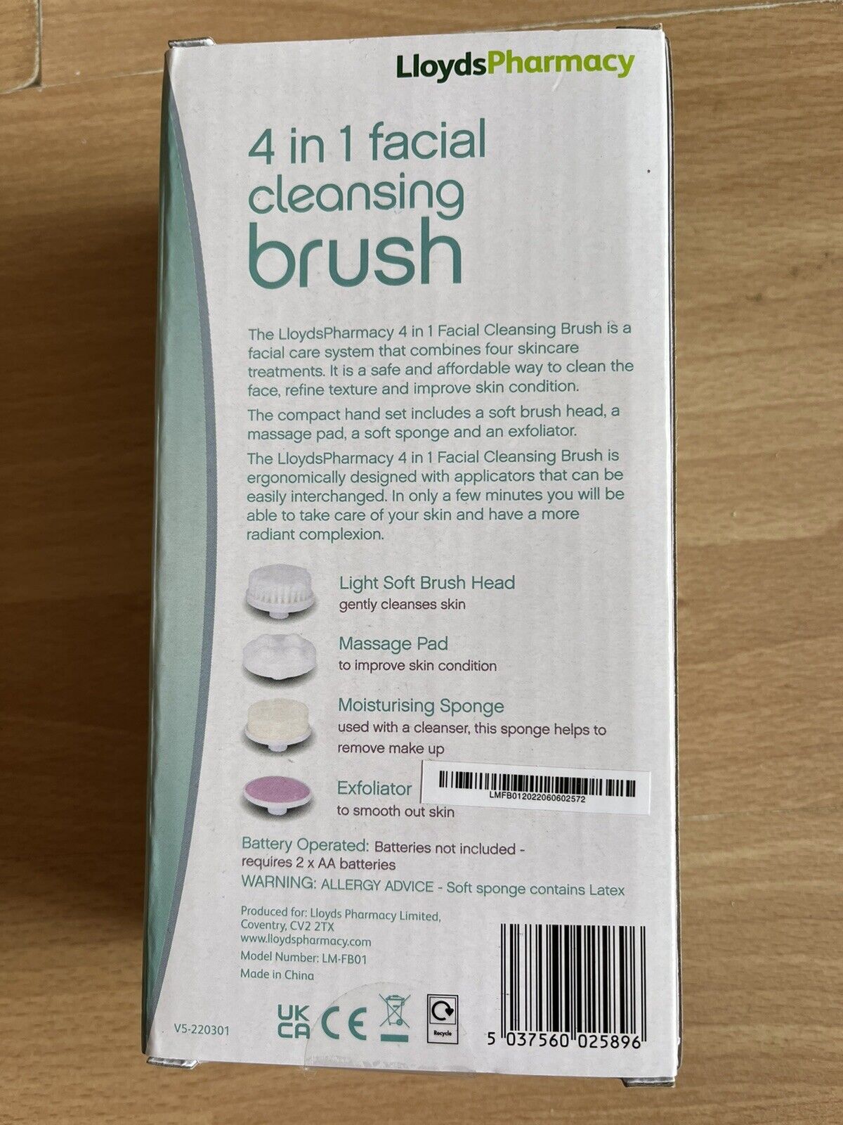 4 in 1 Facial Cleansing Brush